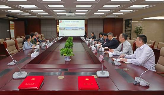 江南大学—新西兰梅西大学合作办学签字仪式在我校举行
