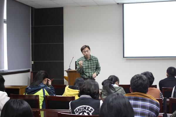 王维副书记做骨干培训