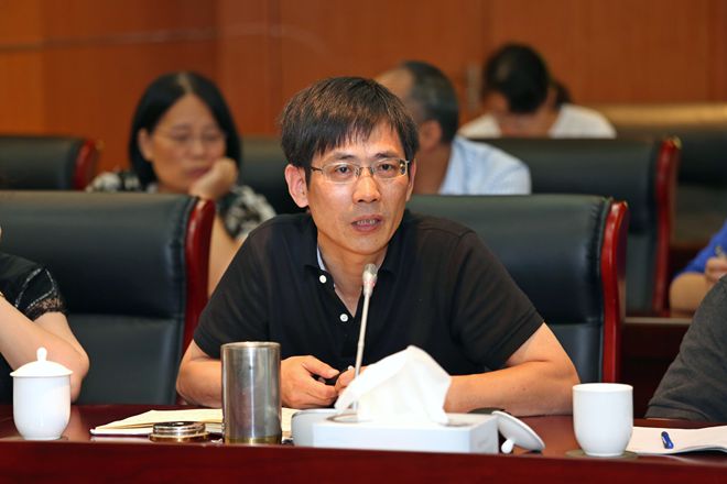 机关党委书记周建中同志发言