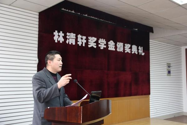 企业代表高宏旗总经理发言