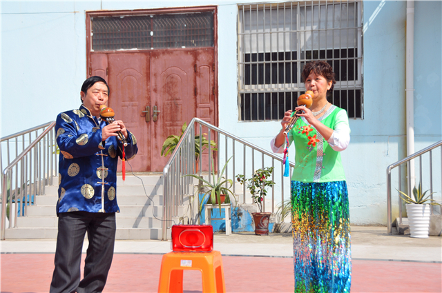 葫芦丝演奏