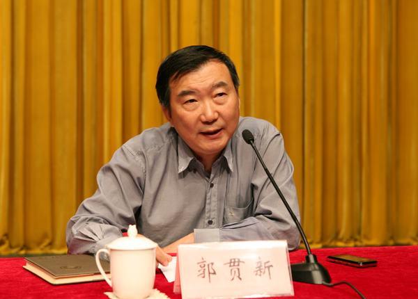 校党委常委、组织部部长郭贯新作动员讲话