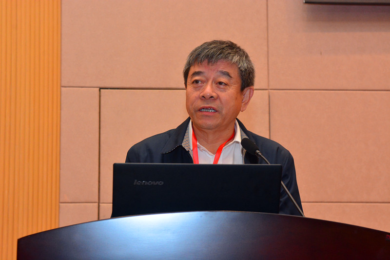 中国酒业协会理事长王延才先生致开幕辞