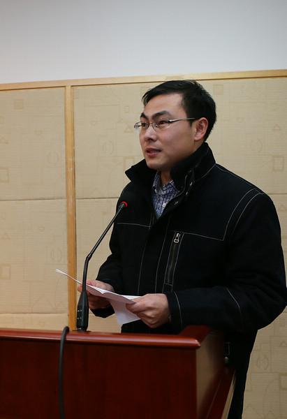 化工学院青年教师顾志国作为入选教师代表发言