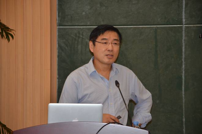 美国北卡罗莱纳大学张延平教授作报告