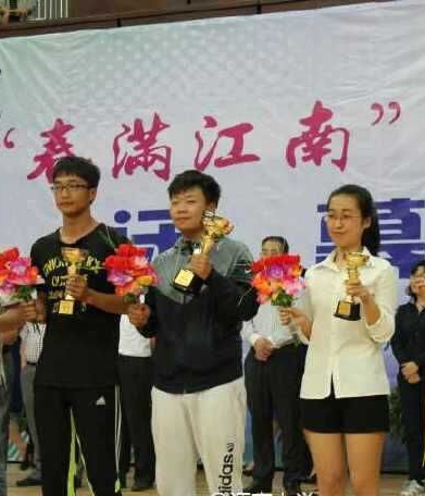 理学院学生团体荣获第一名