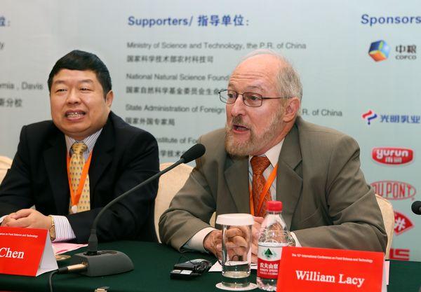 美国加州大学戴维斯分校副校长William  Lacy 教授致辞