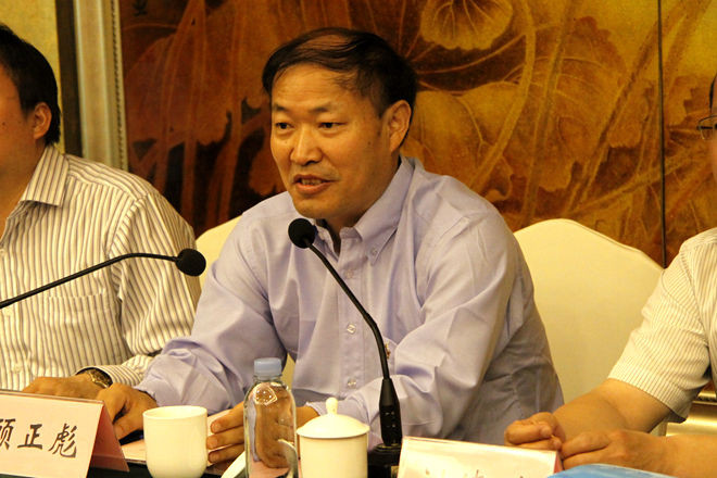 江南大学副校长顾正彪致欢迎辞