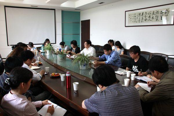 报告会现场