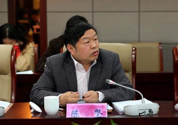 校长陈坚讲话