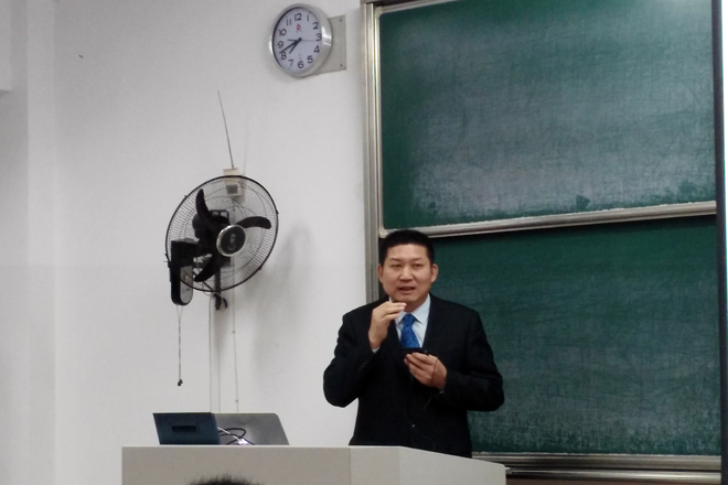 高总对学生提出几点期望