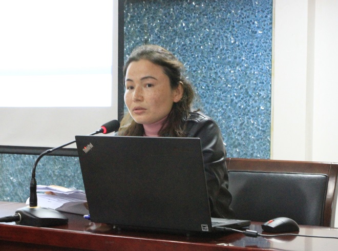 古孜里努尔·艾尼瓦尔老师宣讲