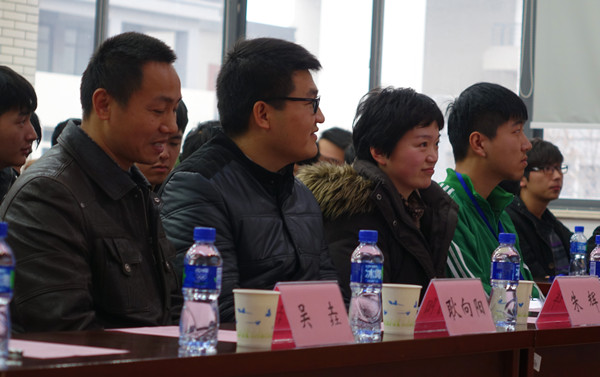 参加颁奖仪式的领导和嘉宾