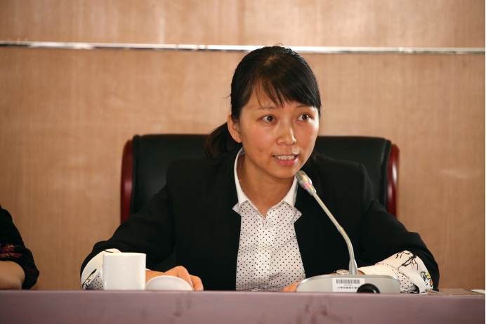 环境与土木工程学院党委副书记金明媚发言
