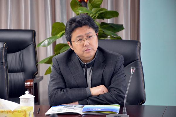 许刚书记听取汇报