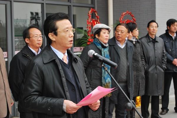 理学院校友分会会长曹栋教授致辞
