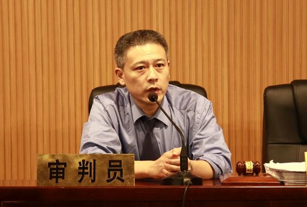 检察官陆光曦与学生交流