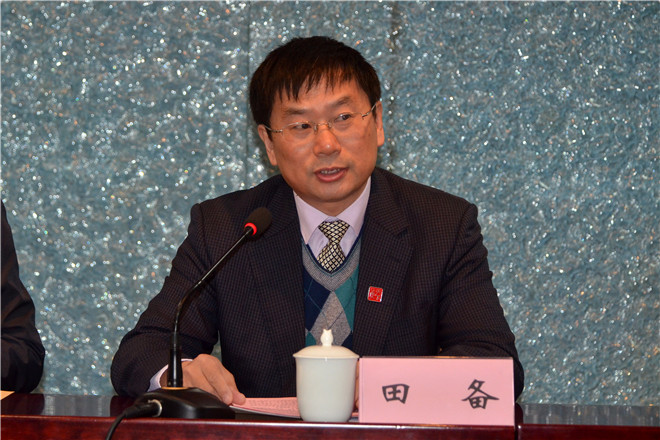 江南大学副校长田备致辞