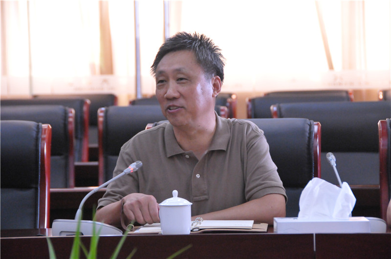 校党委副书记、关工委主任周小浦讲话