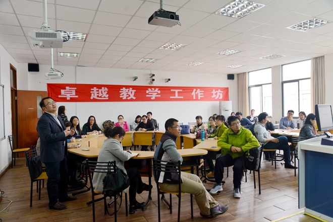 会讲选手提问
