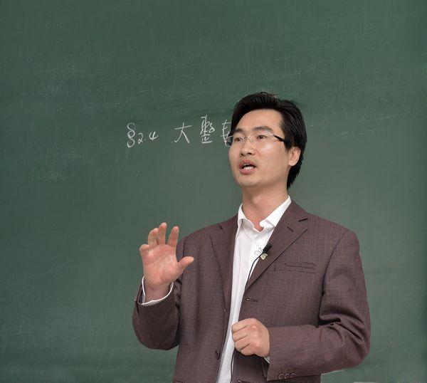 青年教师教学会讲风采（一）