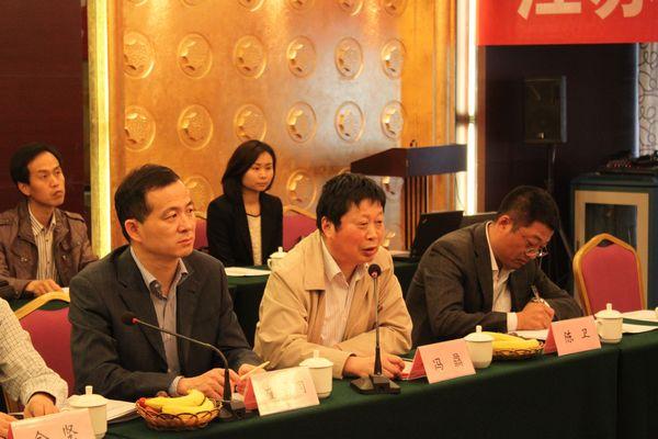 冯骉副校长代表学校致欢迎辞