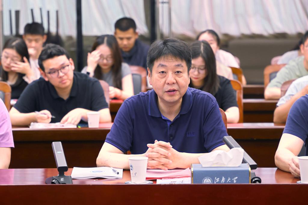 总结发言.JPG