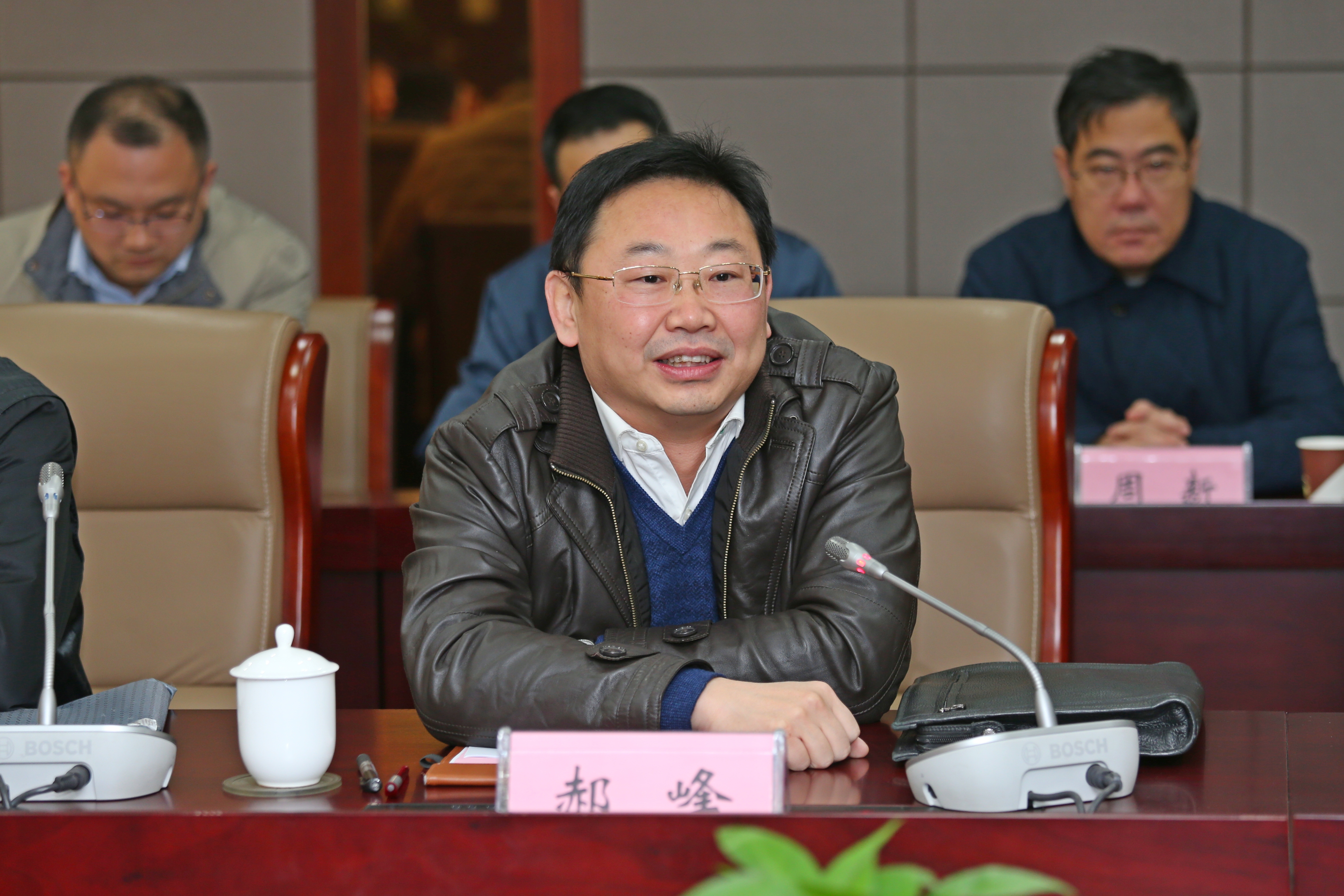 省教育厅组织处副处长郝峰就高校宗教工作讲话
