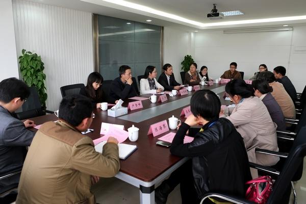 党支部书记及党员群众座谈会