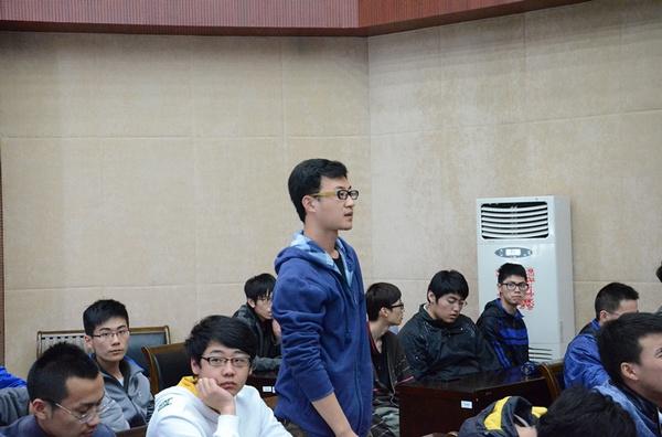 学生提问