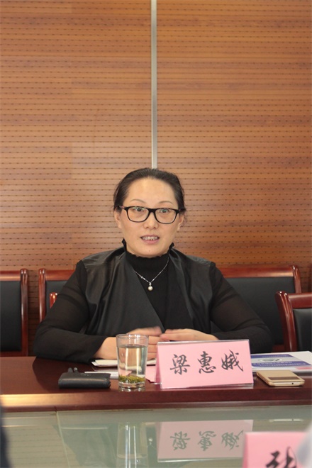 江南大学纺织服装学院党委书记梁惠娥讲话