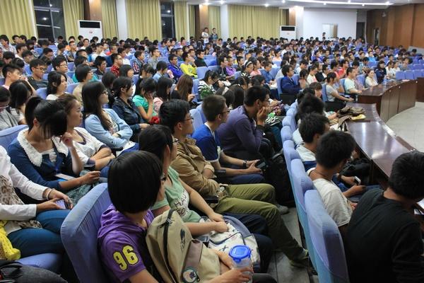 锻造综合能力 追求至善境界——“笃学讲坛”系列之十七成功举行