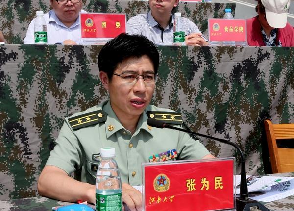 无锡市滨湖区人武部副部长张为民作征兵动员