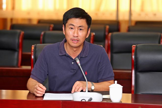 校党委常委、党委组织部长戴月波同志主持会议