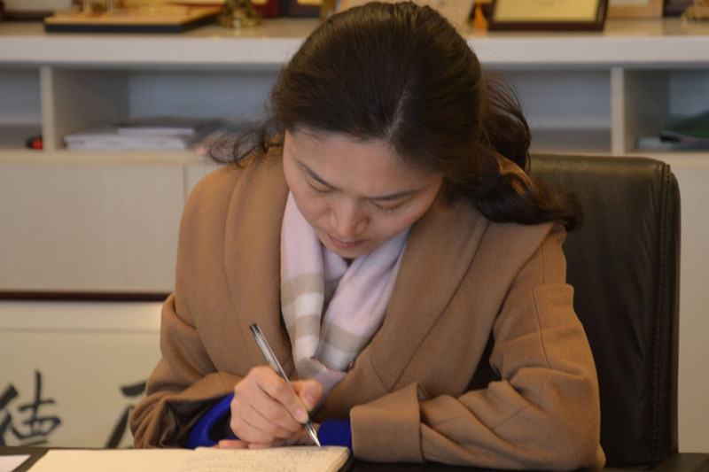 江南大学党委宣传部副部长王芳