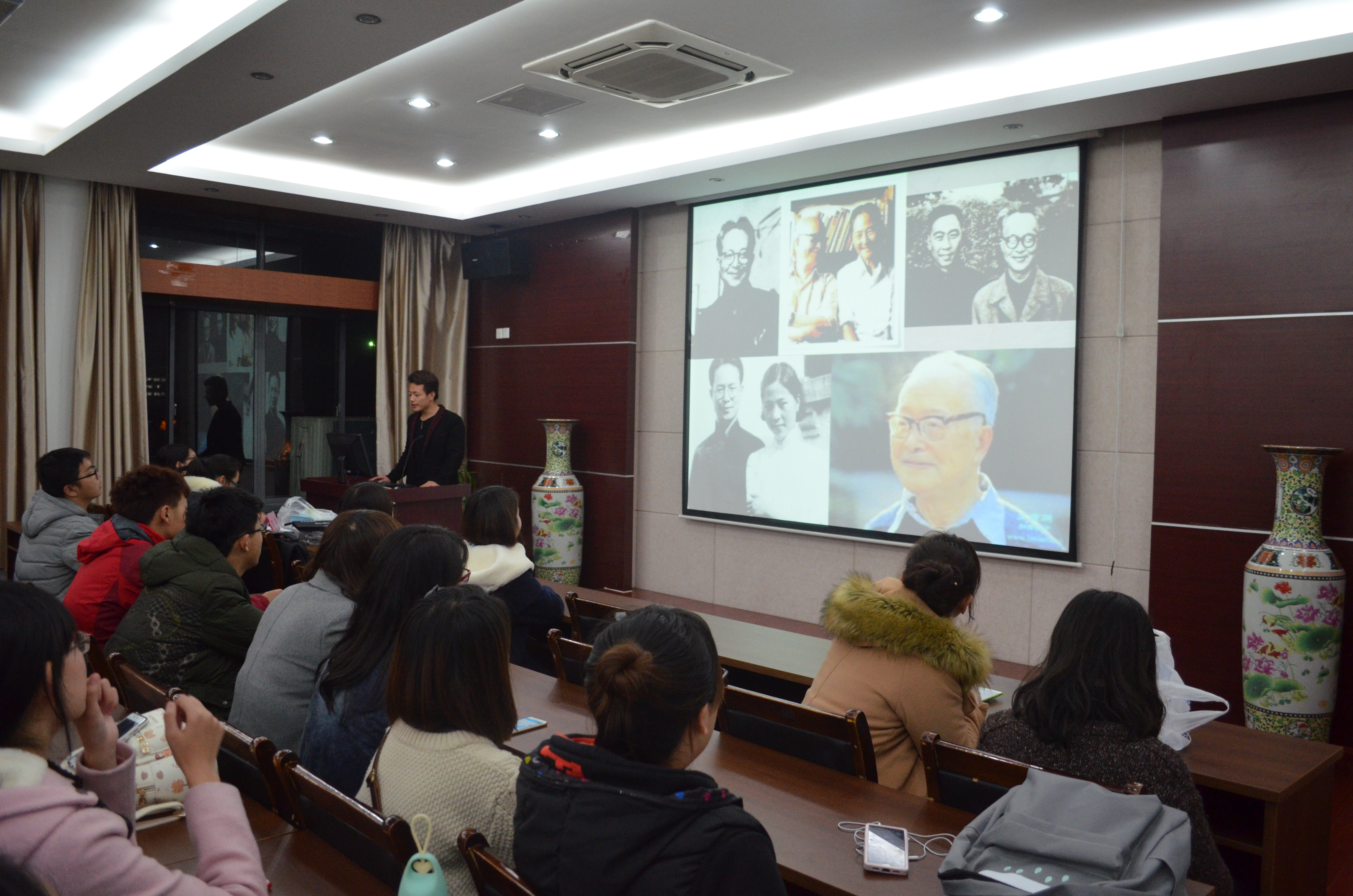 “环游书海”系列之《边城》读书分享会.jpg