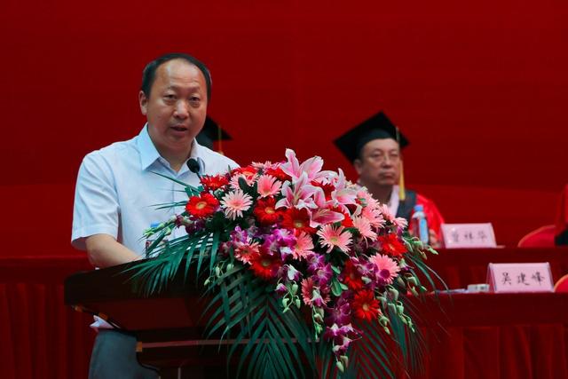镜头下的毕业典礼 | 今天，我们从江南大学毕业了！（高清图）