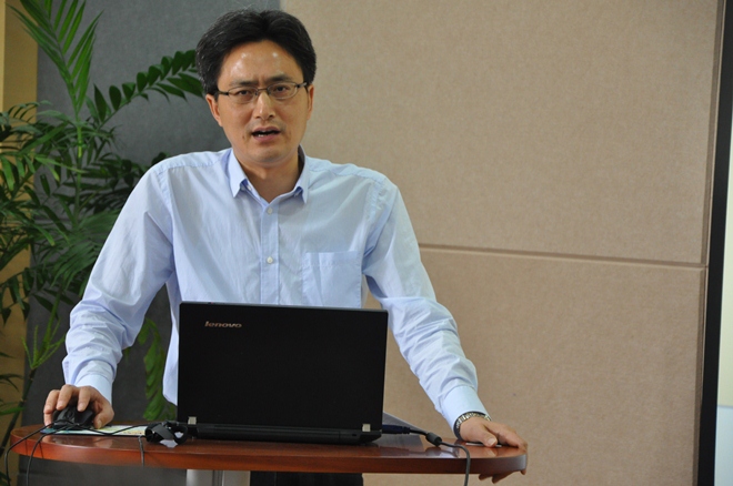 丁文勤书记做辅导报告