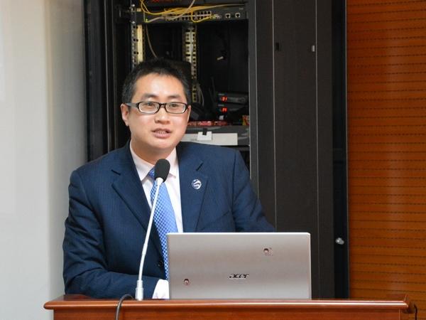 企业家辅导员代表、苏州和平实业董事长助理曹军发言