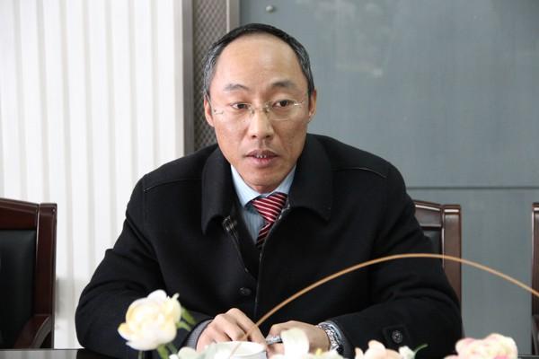 学生工作部部长朱飞讲话