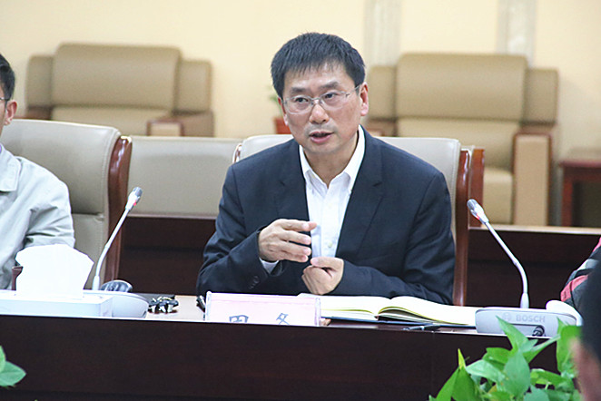田备副校长发言