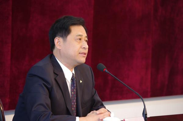 后勤保障系统党委书记王剑星主持会议并做总结