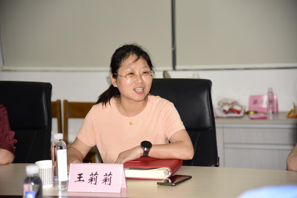 王莉莉.JPG