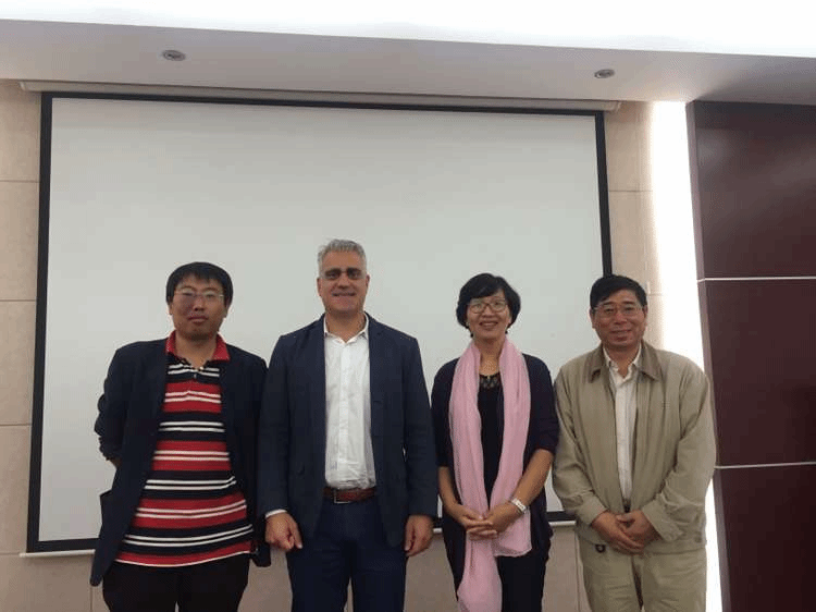 教授与环土部分老师合影