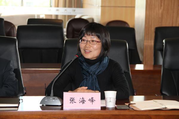 党委组织部副部长张海峰主持会议