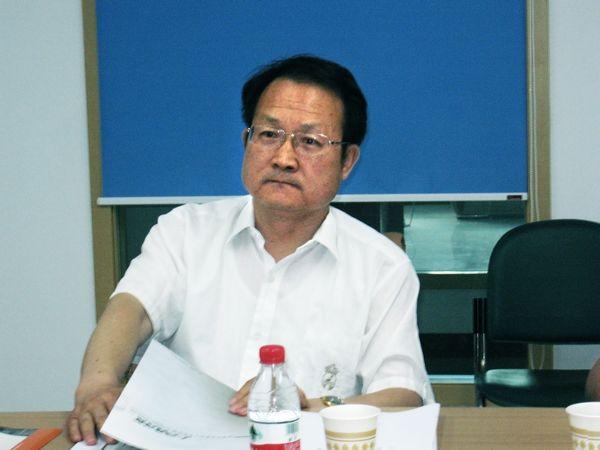 科技部高新司耿战修巡视员听取汇报