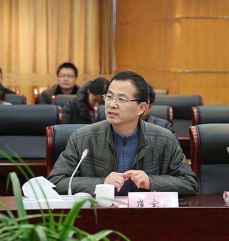 我校校长助理、学生工作处处长崔宝同致辞