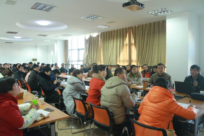 集体学习现场