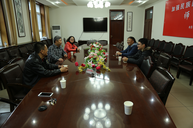 邱建平书记与文学艺术学院院领导座谈