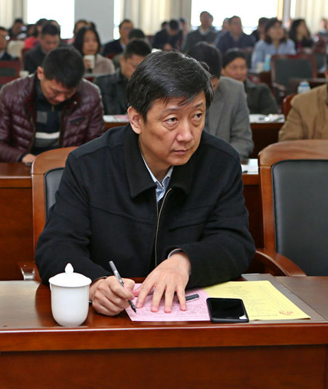 校党委书记朱拓出席会议